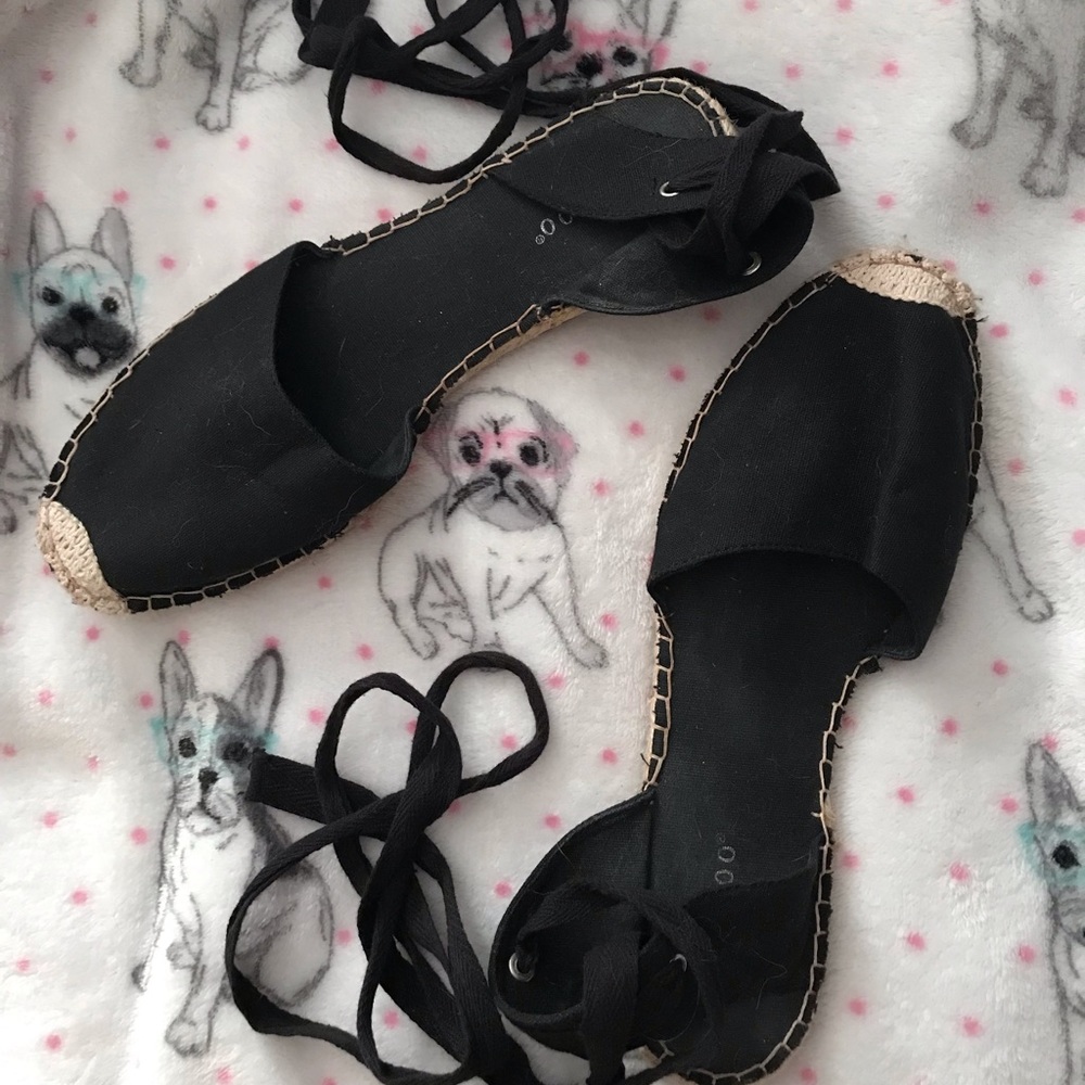 Black tie up sandals women’s size 10